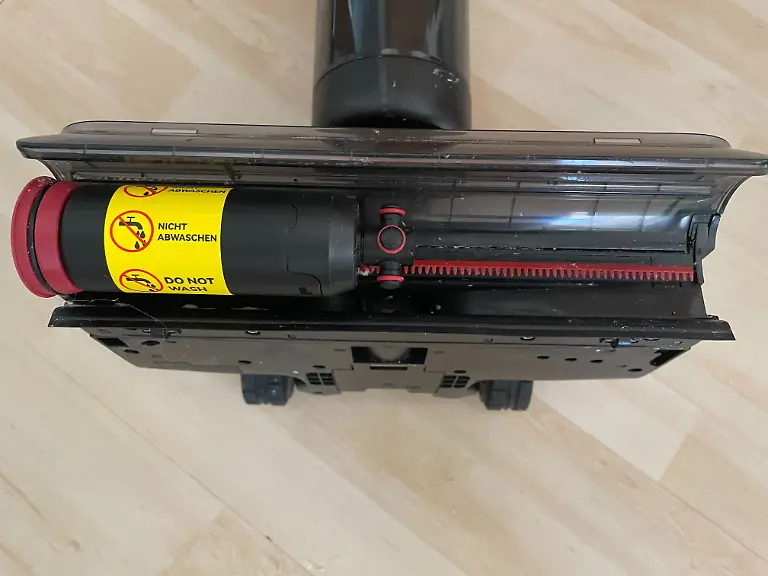 Test Wischsauger Dreame Haarsieb und Motor.jpg
